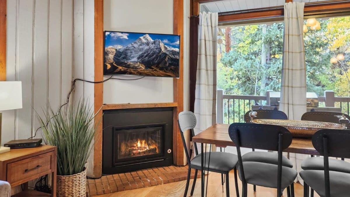 Cozy 2 Bedroom Condo In Town Walk To Main St Skiing Брекенридж Экстерьер фото
